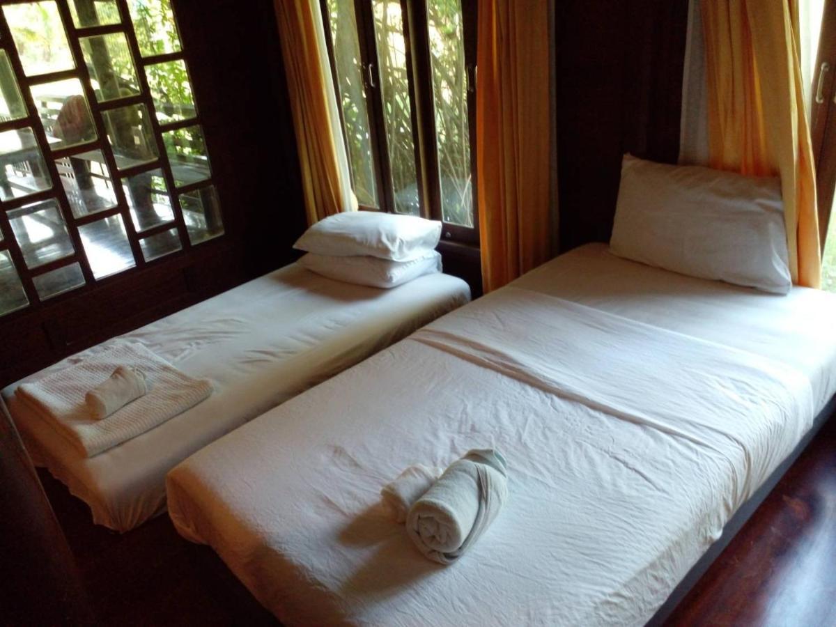 Baansuanleelawadee Resort Amphava Kültér fotó