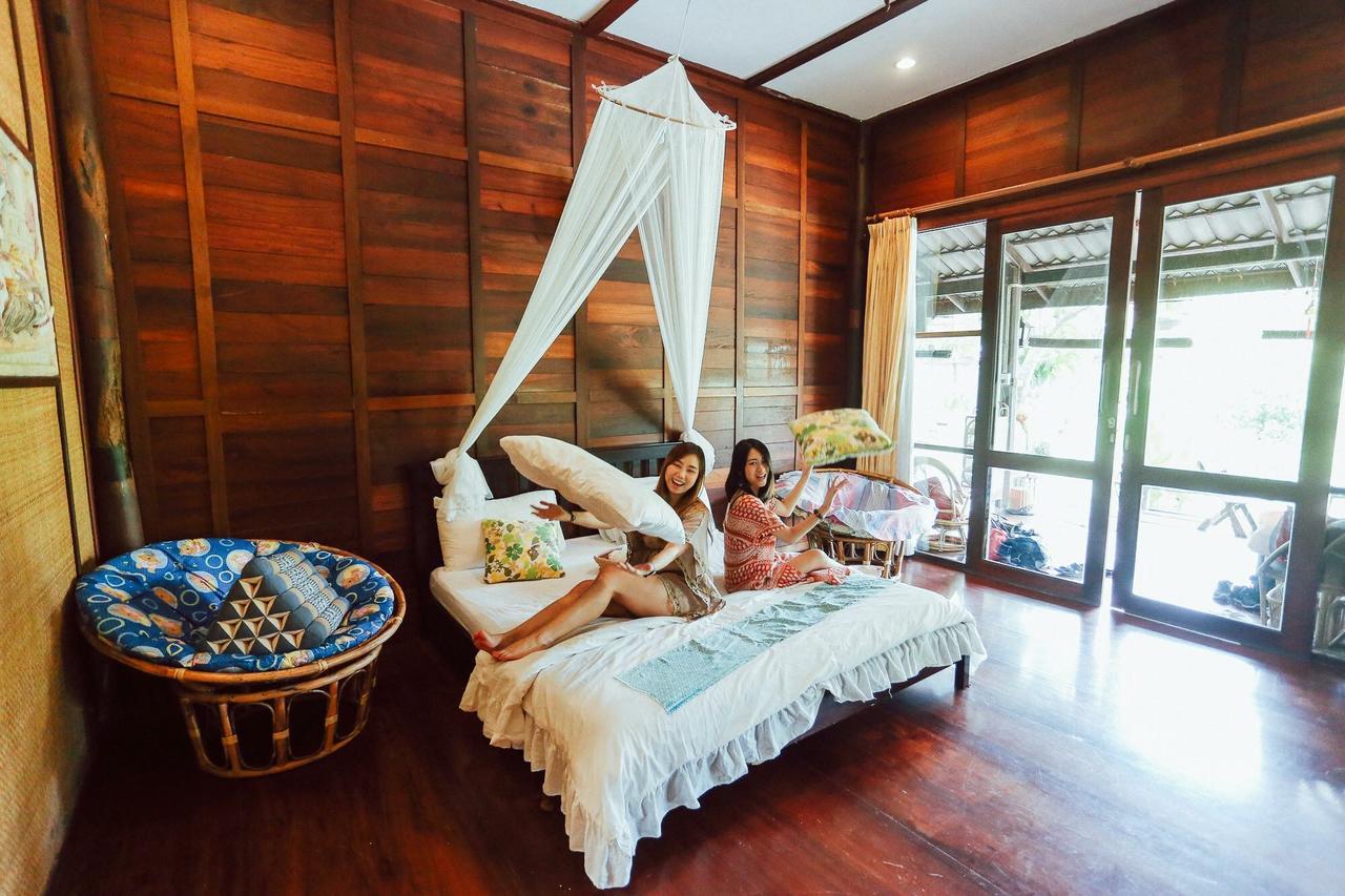 Baansuanleelawadee Resort Amphava Kültér fotó